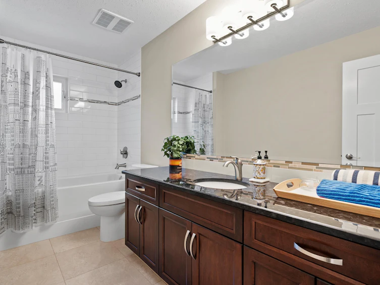 2732 Northcrest Drive, Surrey, BC, V4P 2G9 - 25