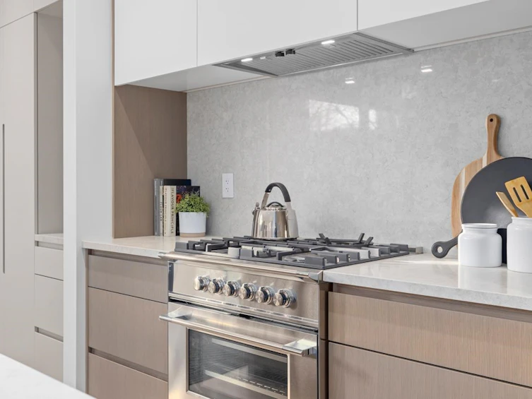 1-435 E 37th Avenue, Vancouver, BC, V5W 1E8 - 13
