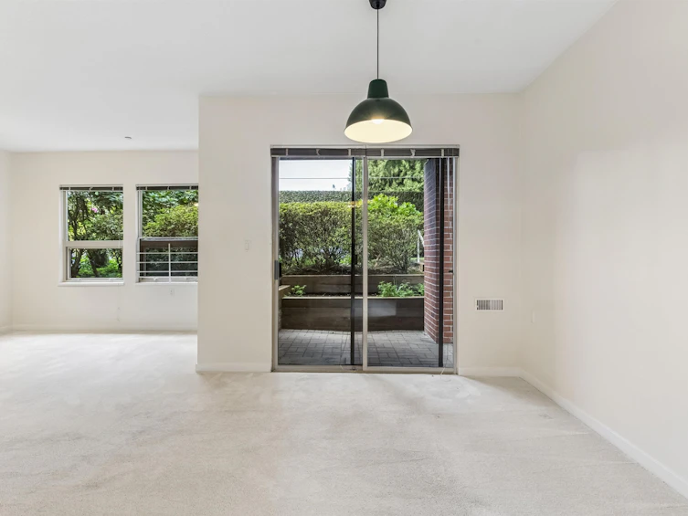 105-843 22nd Street, West Vancouver, BC, V7V 4C1 - 11