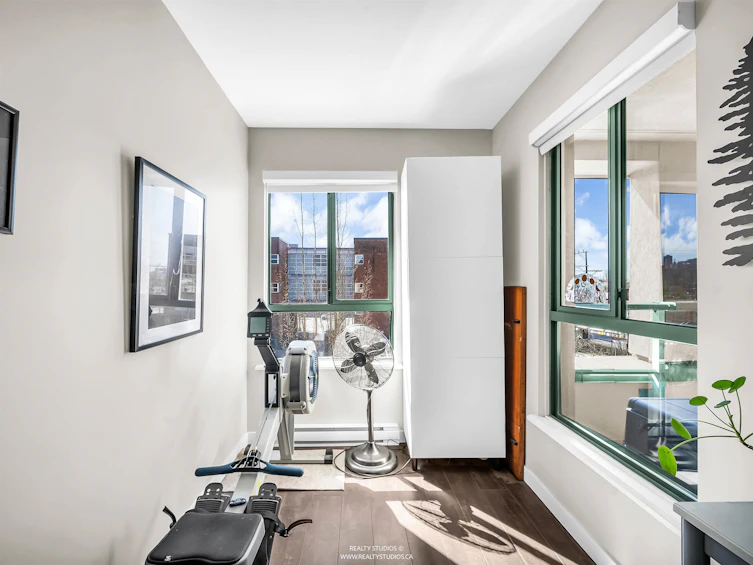 303-223 Mountain Highway, North Vancouver, BC, V7J 3V3 - 12