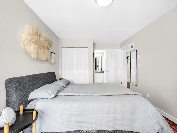 303-223 Mountain Highway, North Vancouver, BC, V7J 3V3 - 9