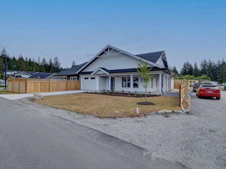 808 Gerussi Lane, Gibsons, BC, V0N 1V7 - 32