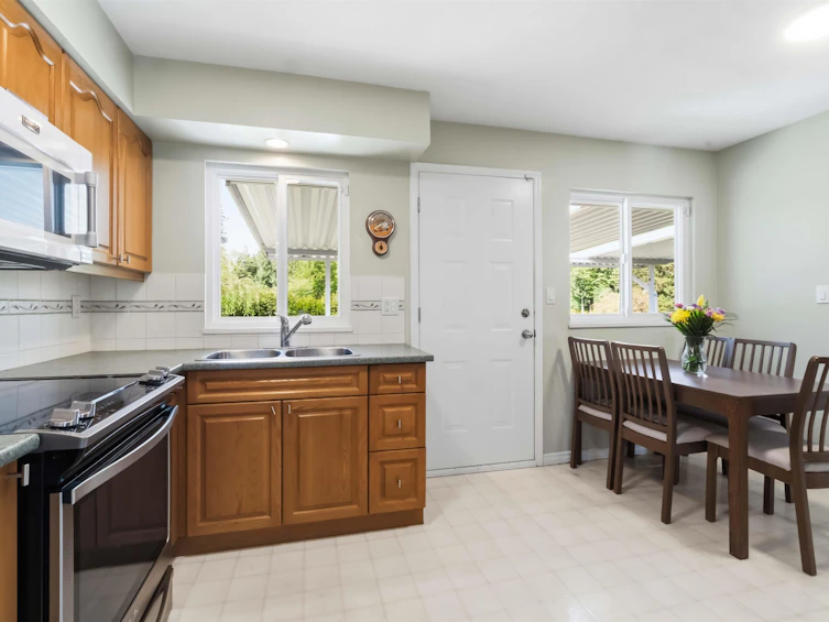 1861 Chalmers Avenue, Port Coquitlam, BC, V3B 2T3 - 12