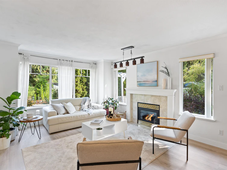869 Seymour Boulevard, North Vancouver, BC, V7J 2J7 - 2