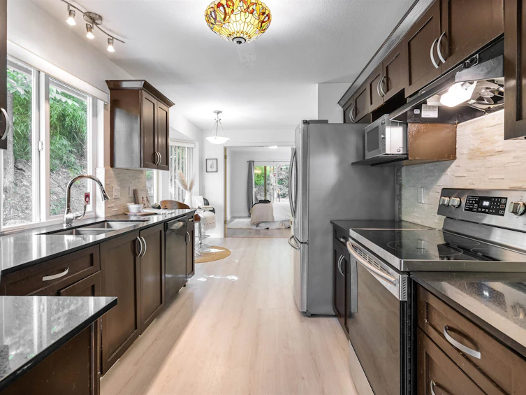 869 Seymour Boulevard, North Vancouver, BC, V7J 2J7 - 5