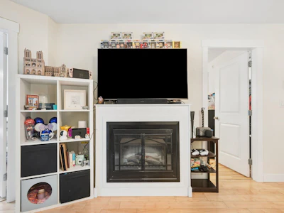 111-10822 City Parkway - 4