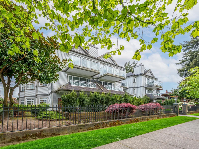 103 - 1868 E 11th Avenue, Vancouver BC V5N 1Z1