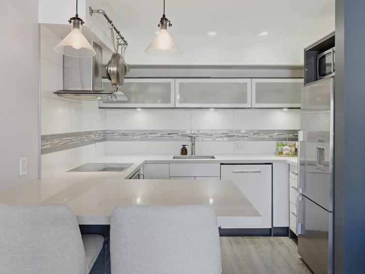 205-1864 Frances Street, Vancouver, BC, V5L 1Z7 - 11