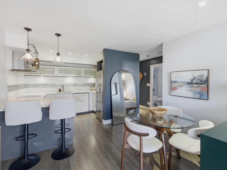 205-1864 Frances Street, Vancouver, BC, V5L 1Z7 - 9