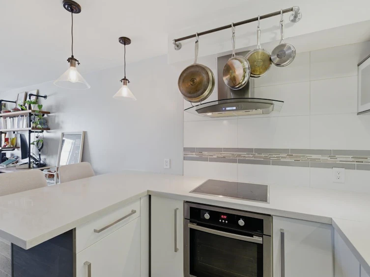 205-1864 Frances Street, Vancouver, BC, V5L 1Z7 - 14