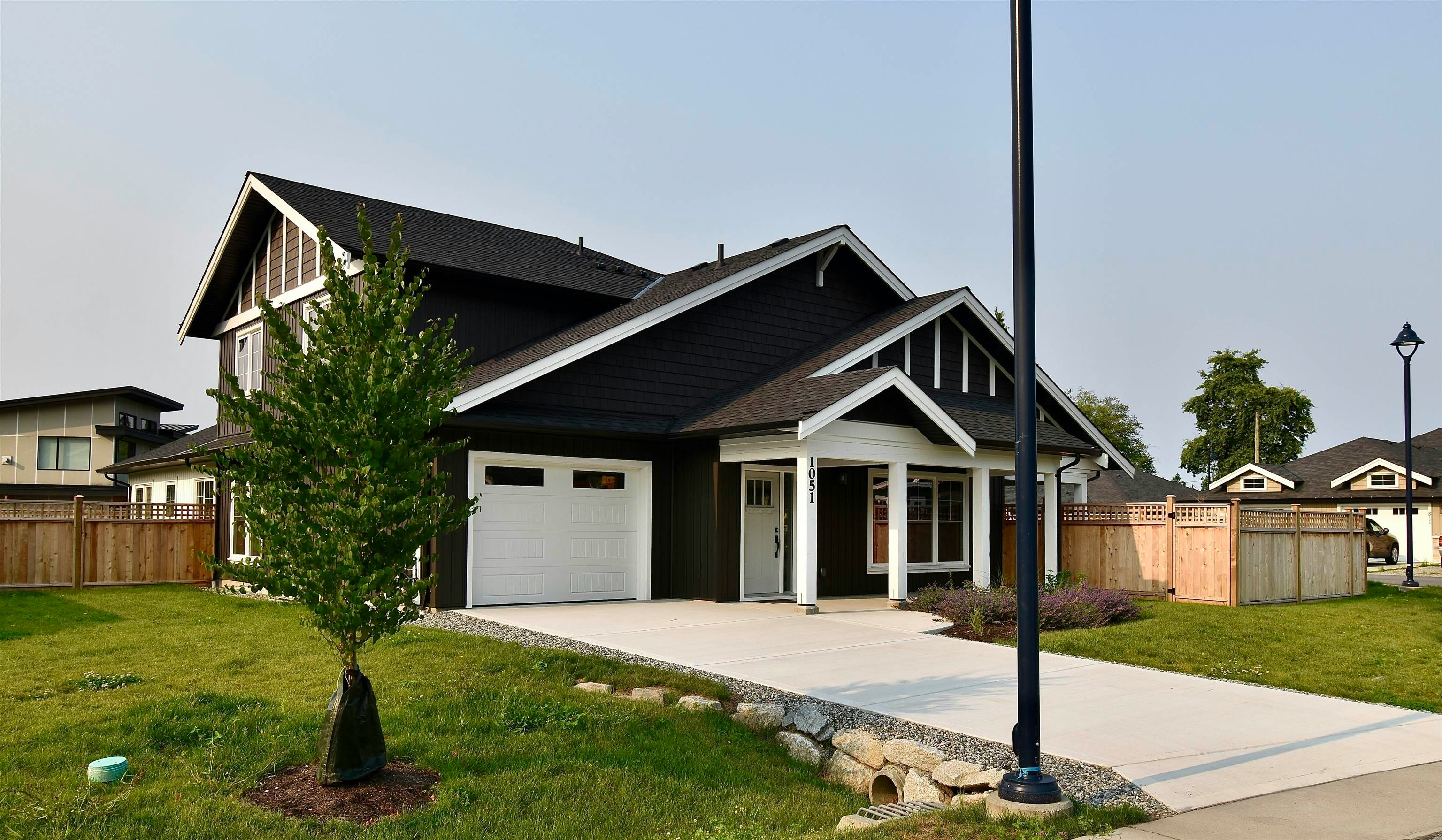 1051 Celia Crescent, Gibsons, BC, V0N 1V7 - 3