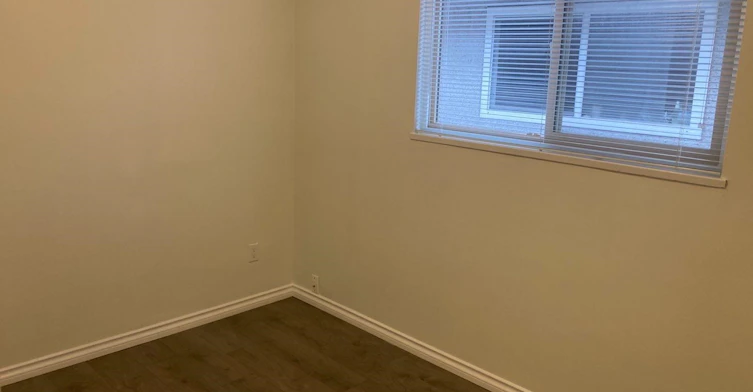 UPPER-5704 Dundas Street, Burnaby, BC, V5B 1B5 - 14