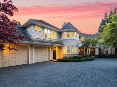 2956 Palmerston Avenue - 2