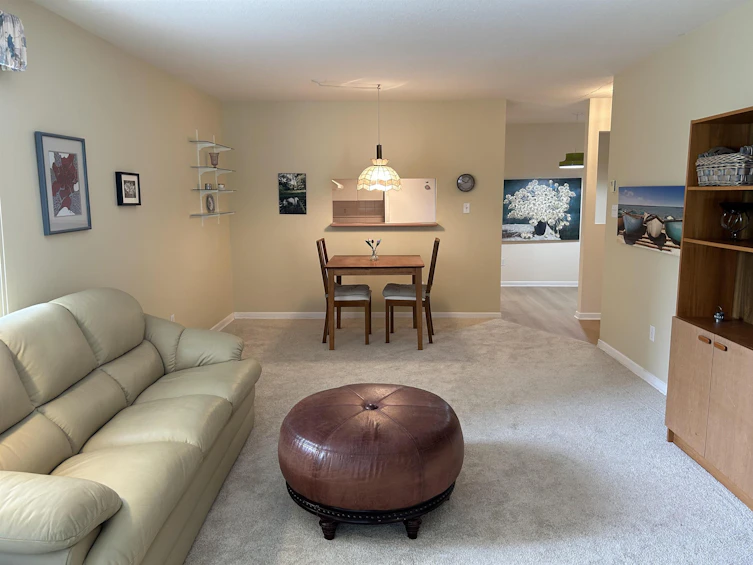 204-1533 Best Street, Surrey, BC, V4B 4E9 - 2