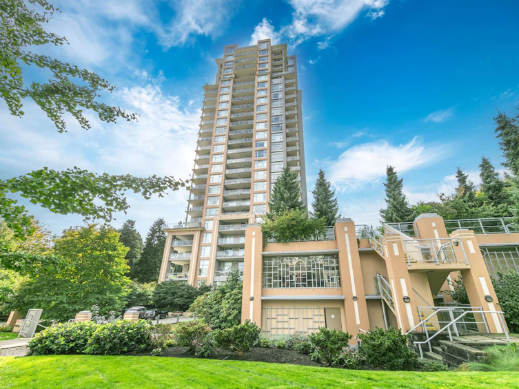 1007-280 Ross Drive, New Westminster, BC, V3L 0C2