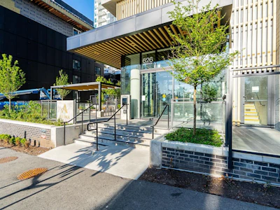1603-626 Claremont Street - 3