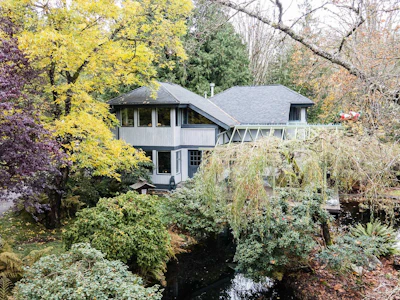 896 Charman Road - 2