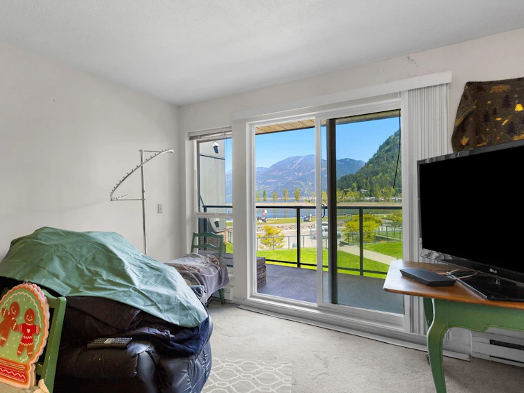 214-378 Esplanade Avenue, Harrison Hot Springs, BC, V0M 1A3 - 10