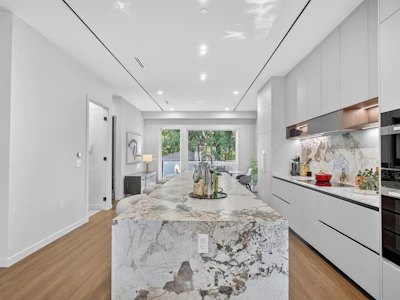 3546 W 35th Avenue - 4