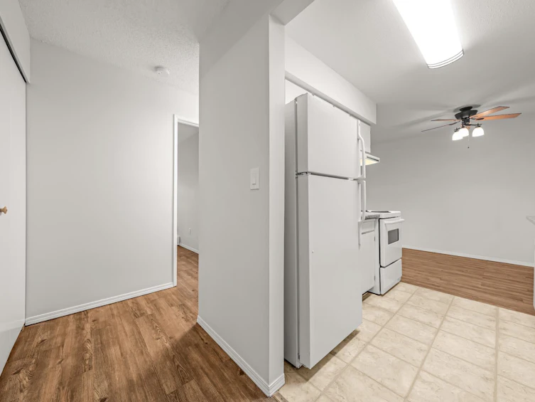 207-230 Mowat Street, New Westminster, BC, V3M 4B2 - 12