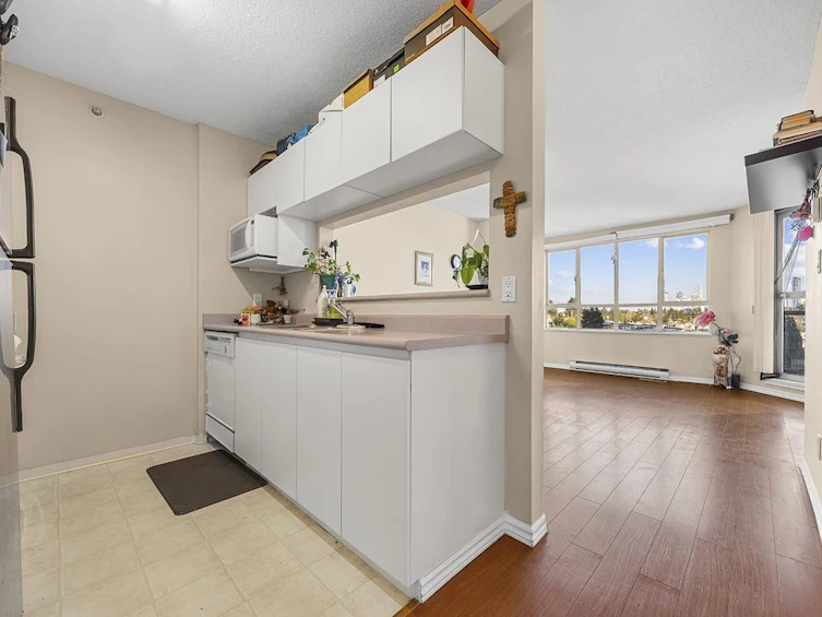 910-3489 Ascot Place, Vancouver, BC, V5R 6B6 - 7