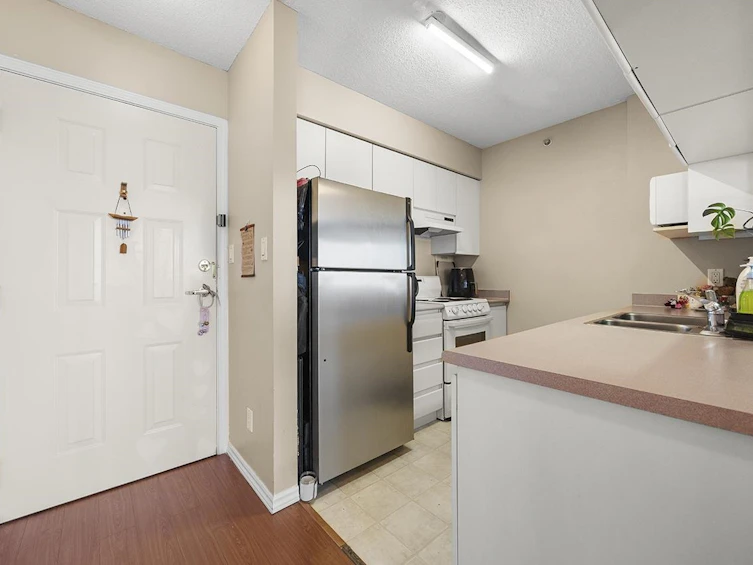 910-3489 Ascot Place, Vancouver, BC, V5R 6B6 - 9