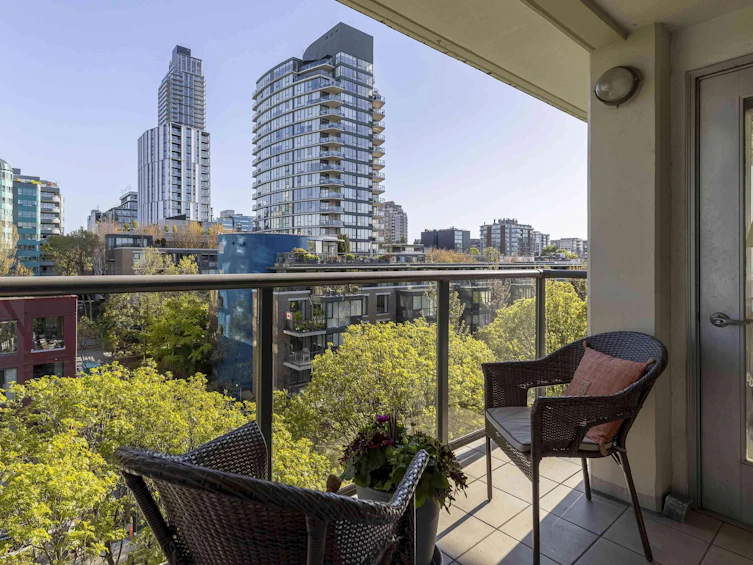 611-1425 W 6th Avenue, Vancouver, BC, V6H 4G5 - 6