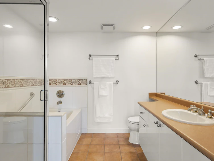 611-1425 W 6th Avenue, Vancouver, BC, V6H 4G5 - 14