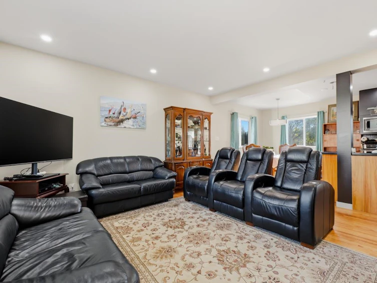 5987 Brantford Avenue, Burnaby, BC, V5E 2R5 - 5