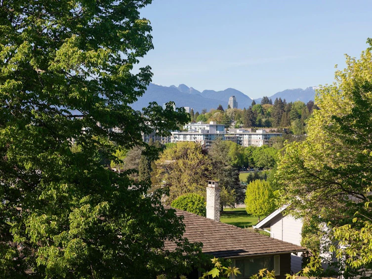 2296 W 32nd Avenue, Vancouver, BC, V6L 2B2 - 16
