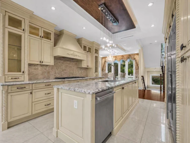 3439 Balaclava Street, Vancouver, BC, V6L 2S7 - 9