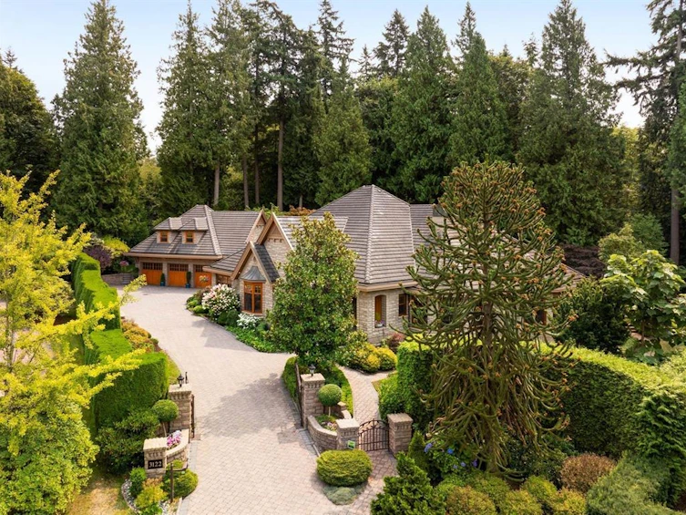 3122 136 Street, Surrey, BC, V4P 3C8
