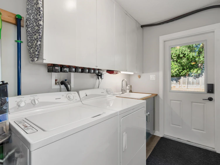 20255 Chatwin Avenue, Maple Ridge, BC, V2X 4G4 - 22