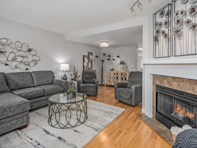 17-11588 232 Street - 5