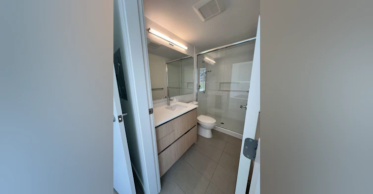 404-8940 University Crescent, Burnaby, BC, V5A 0E7 - 8