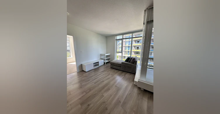 404-8940 University Crescent, Burnaby, BC, V5A 0E7 - 3