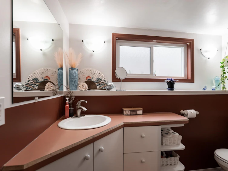 509 Granada Crescent, North Vancouver, BC, V7N 3A7 - 33