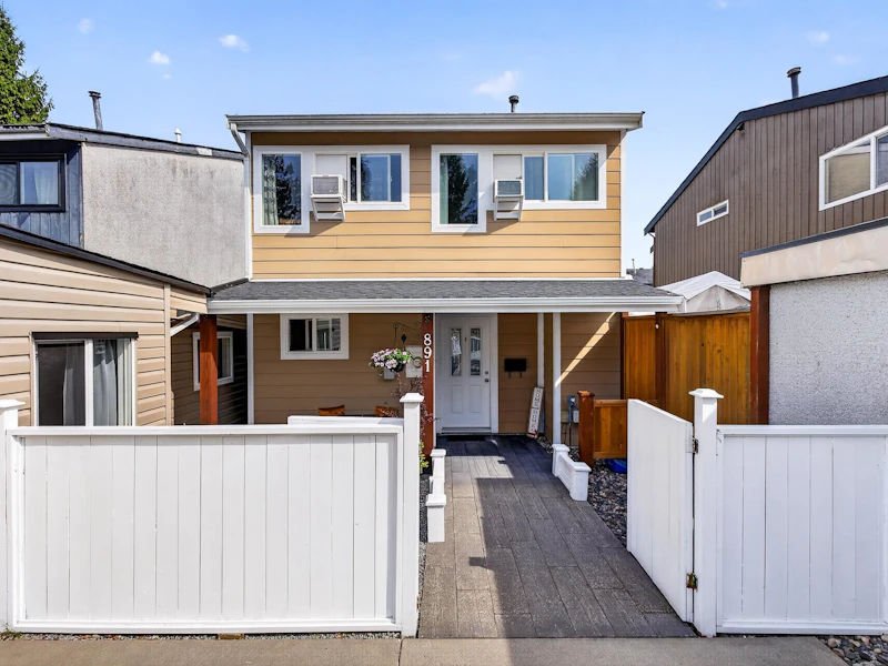 891 Pinebrook Place, Coquitlam BC V3C 4C1