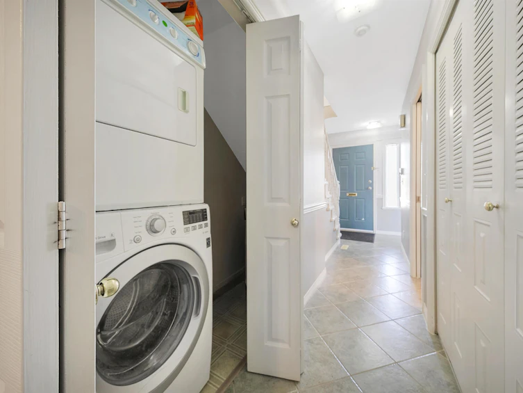 5056 Manor Street, Burnaby, BC, V5G 1B5 - 11