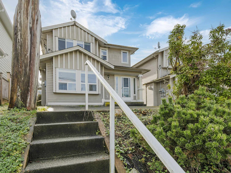 5056 Manor Street, Burnaby, BC, V5G 1B5 - 24