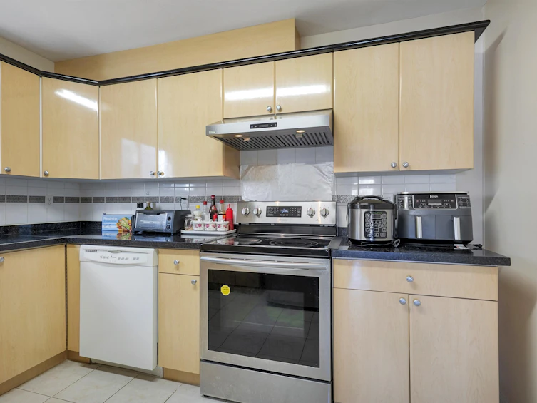5056 Manor Street, Burnaby, BC, V5G 1B5 - 9