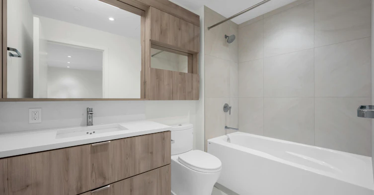 320-755 Harbourside Drive, North Vancouver, BC, V7P 0G1 - 6