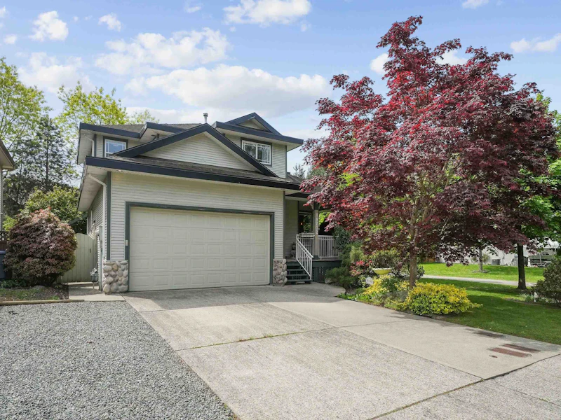 18202 69th Avenue, Surrey BC V3S 9H4