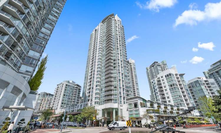 3605-1199 Marinaside Crescent