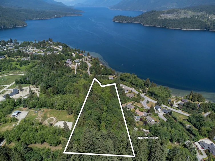 Lot 15 N Gale Avenue, Sechelt, BC, V0N 3A5 - 3