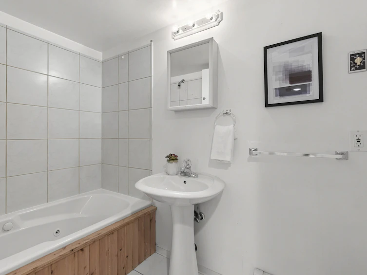 3671 W 26th Avenue, Vancouver, BC, V6S 1P2 - 28