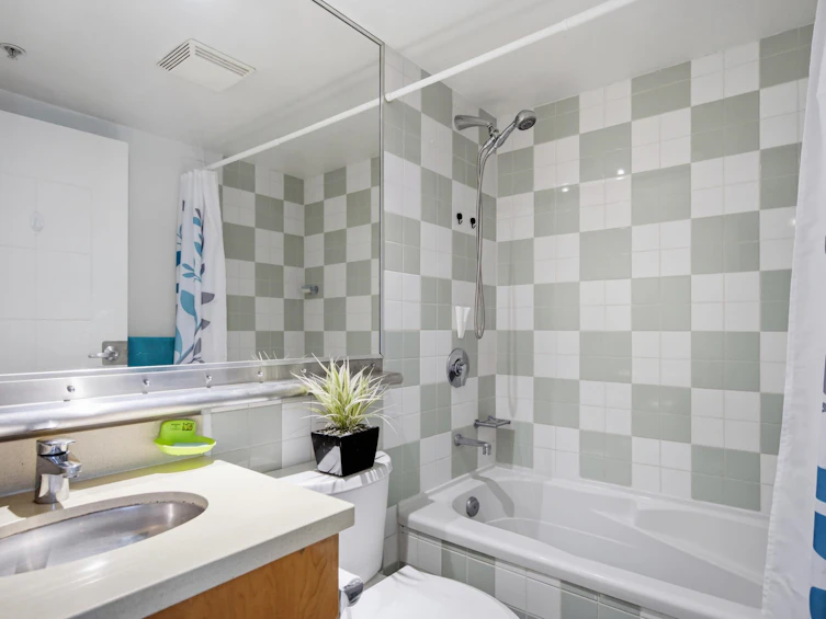 706-1003 Burnaby Street, Vancouver, BC, V6E 4R7 - 13