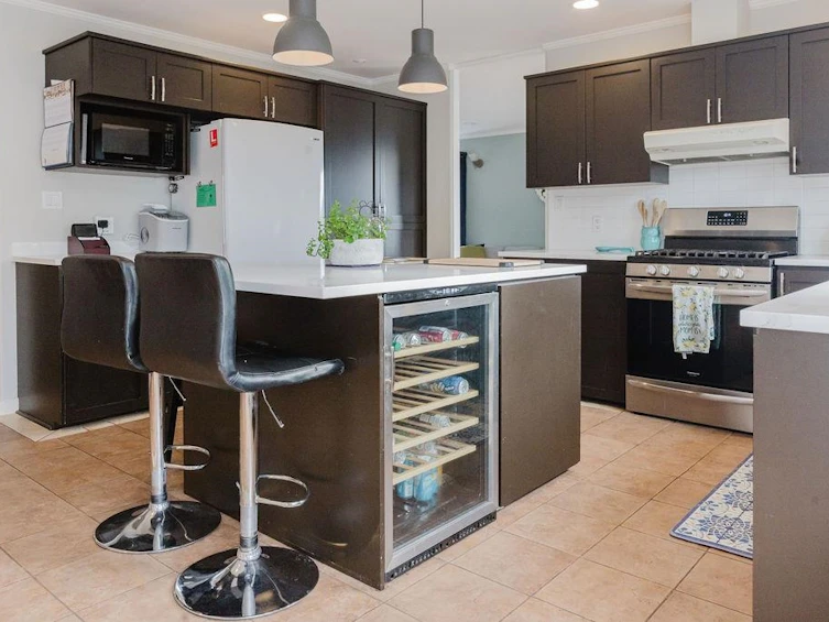835 Aurora Way, Gibsons, BC, V0N 1V9 - 9