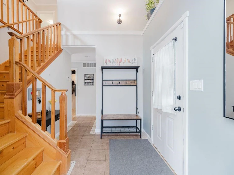 835 Aurora Way, Gibsons, BC, V0N 1V9 - 3