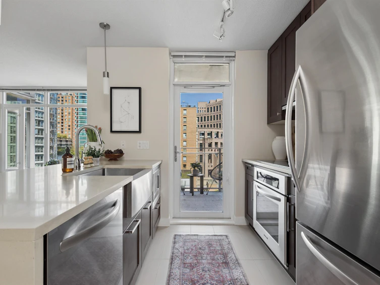1205-888 Homer Street, Vancouver, BC, V6B 0H7 - 3